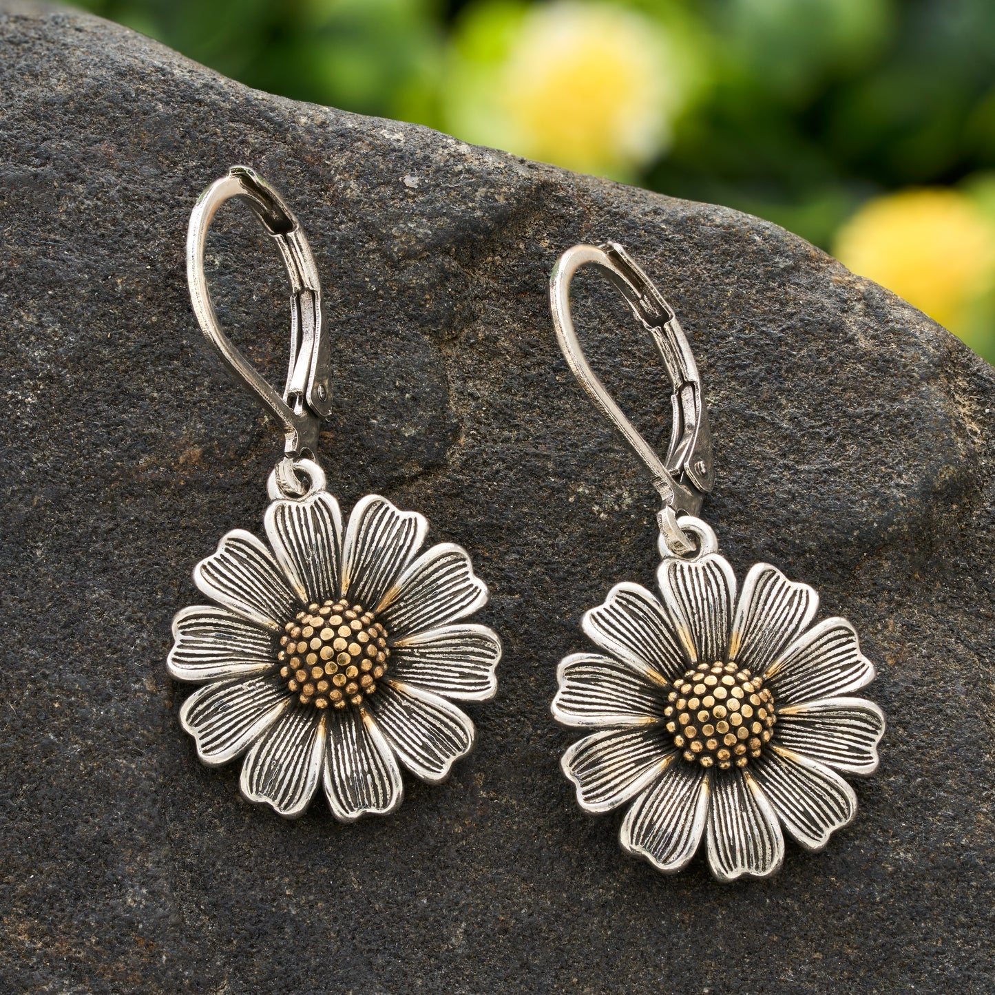 Vintage Daisy Leverback Earrings