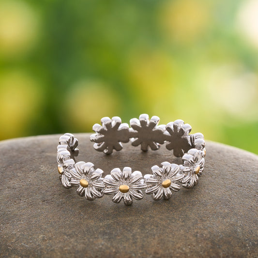 Sterling Silver Delicate Daisy Ring