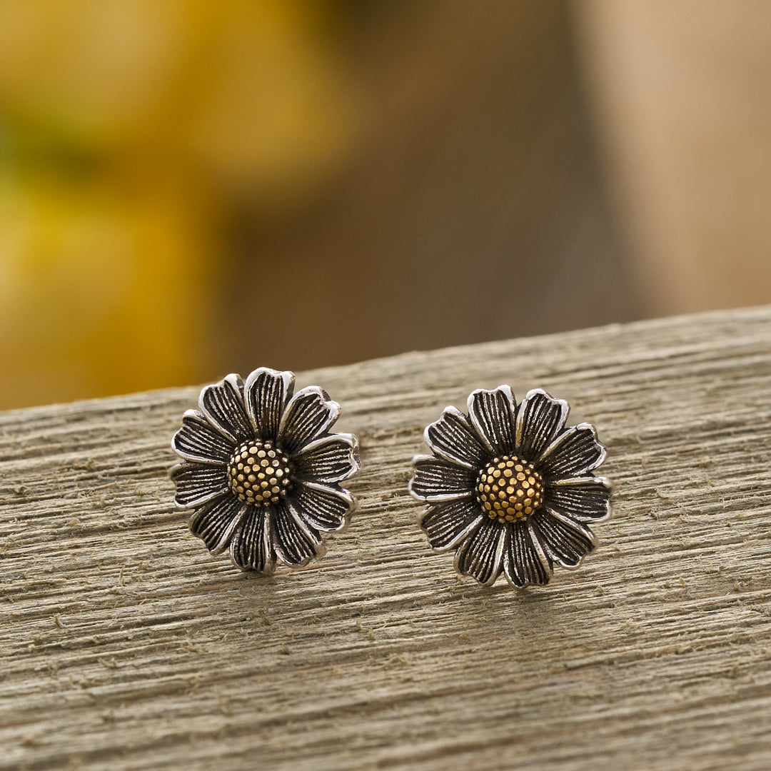 Sterling Silver Vintage Daisy Studs