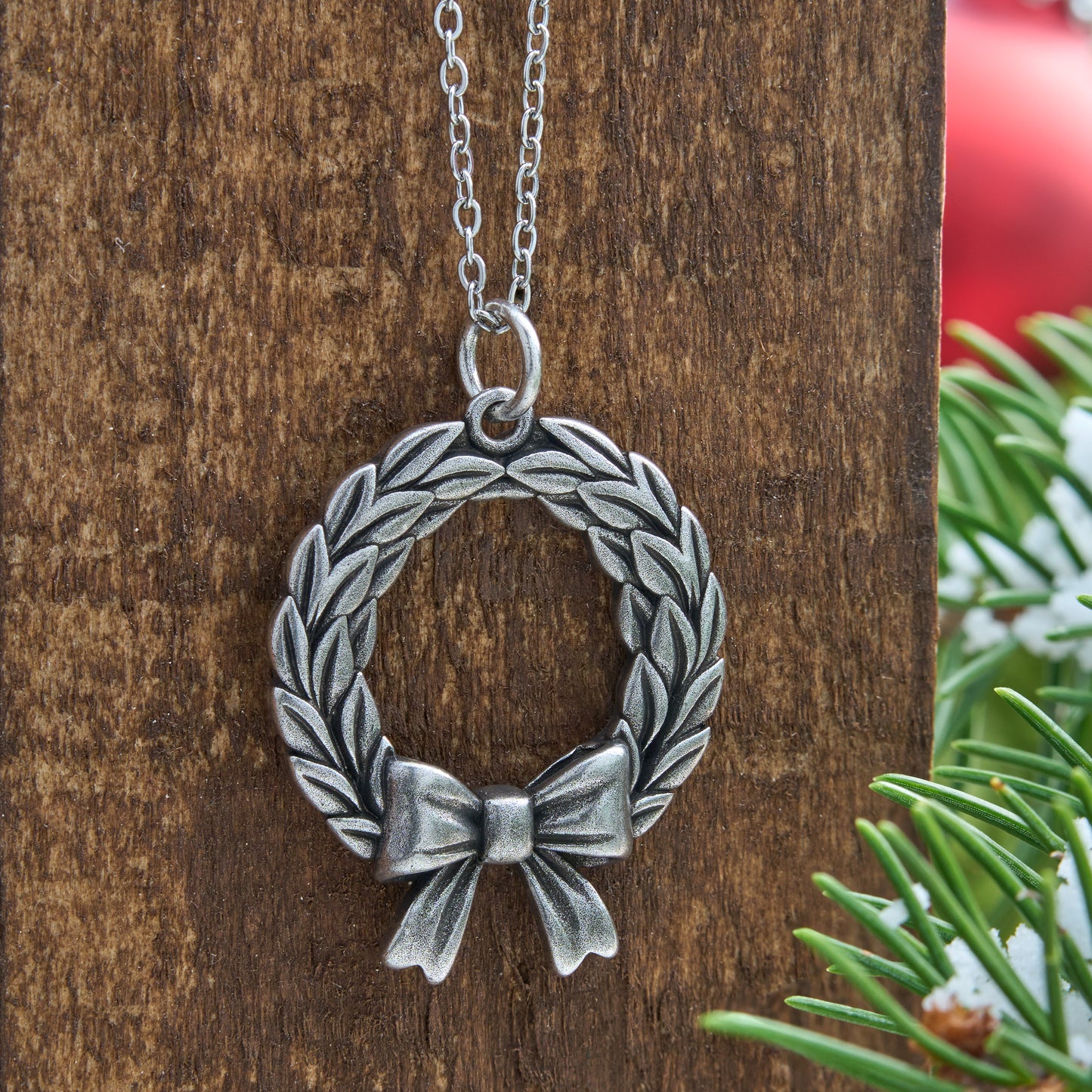 Vintage Wreath Necklace