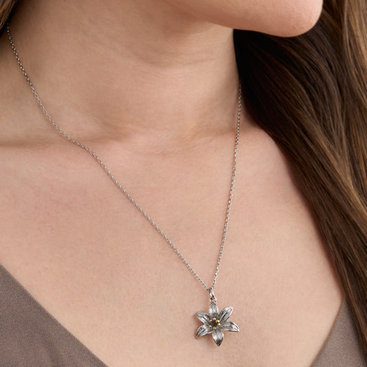 Lily Necklace