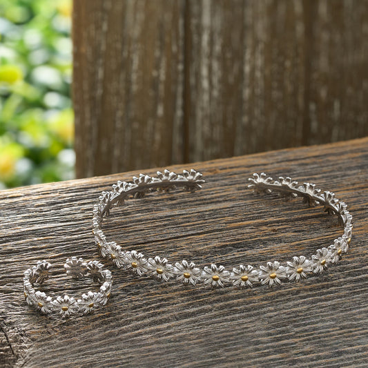 Delicate Daisy Ring and Cuff Gift Set
