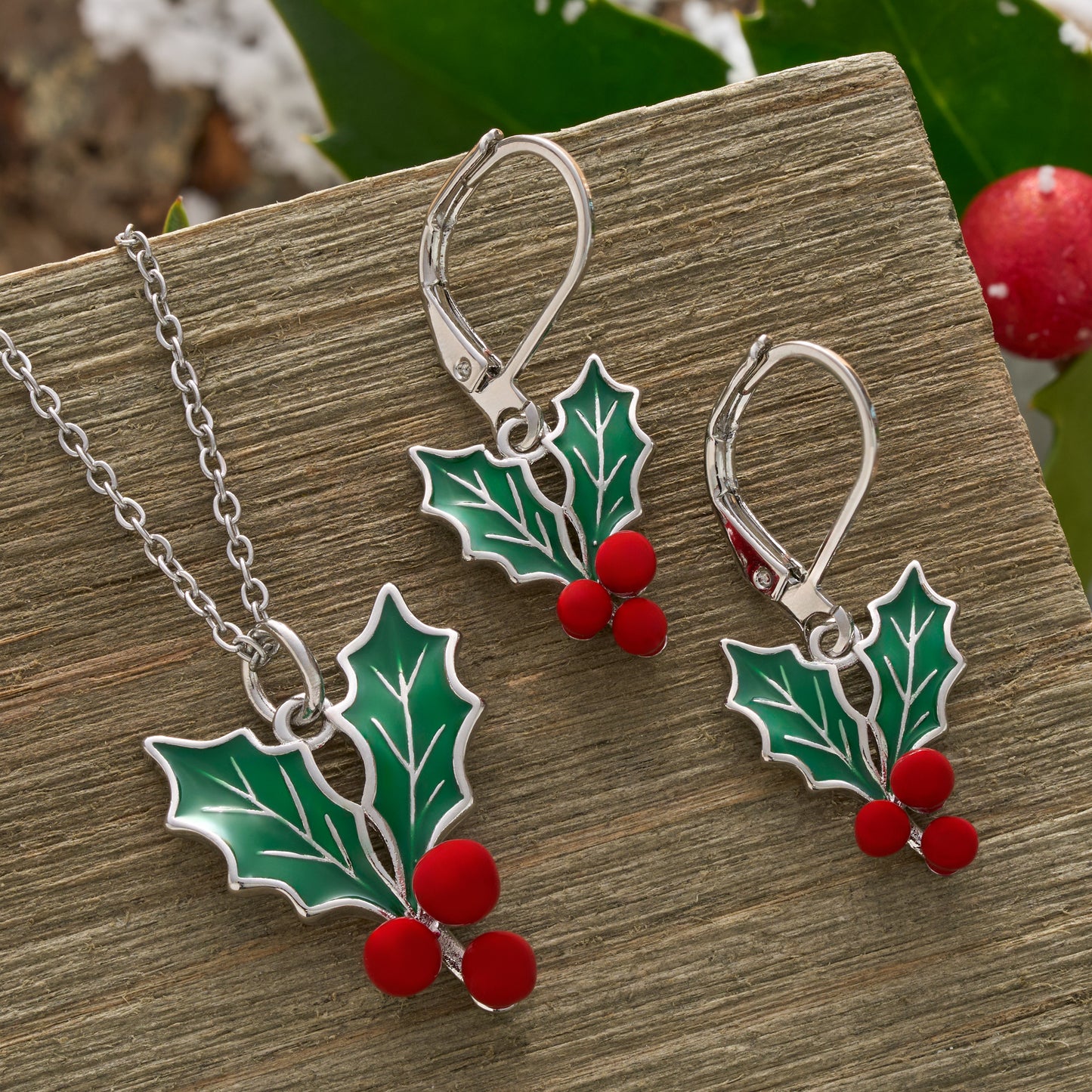 Enamel Holly Berry Gift Set