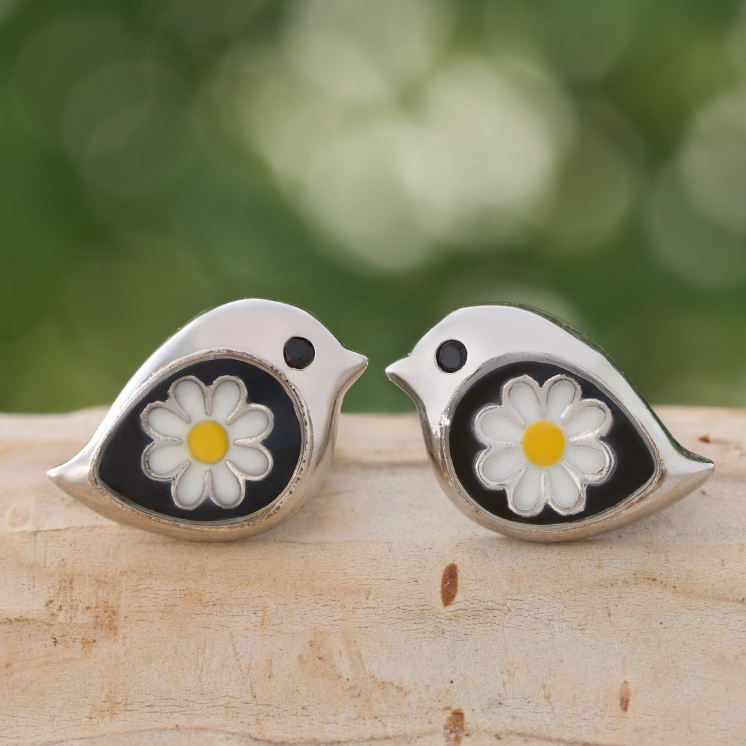 Daisy Birdie Studs (Medium)