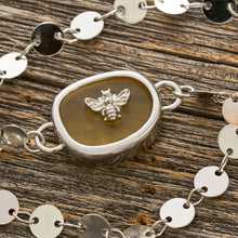 Load image into Gallery viewer, Glass Bee Bracelet