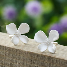 Load image into Gallery viewer, Sterling Silver Blooming Flower Stud Earrings