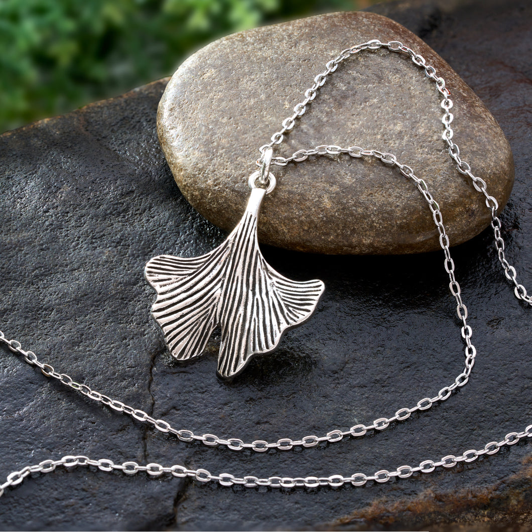 Vintage Ginkgo Leaf Necklace