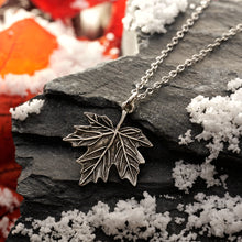 Load image into Gallery viewer, Vintage Maple Leaf Necklace