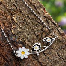 Load image into Gallery viewer, Daisy Eternal Bond Birdie Necklace