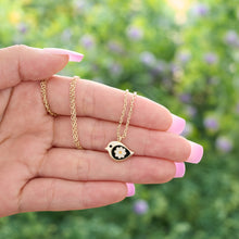 Load image into Gallery viewer, Dainty Gold Daisy Birdie Necklace