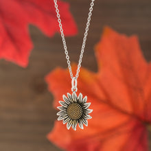 Load image into Gallery viewer, Vintage Sunflower Necklace - Gold Center