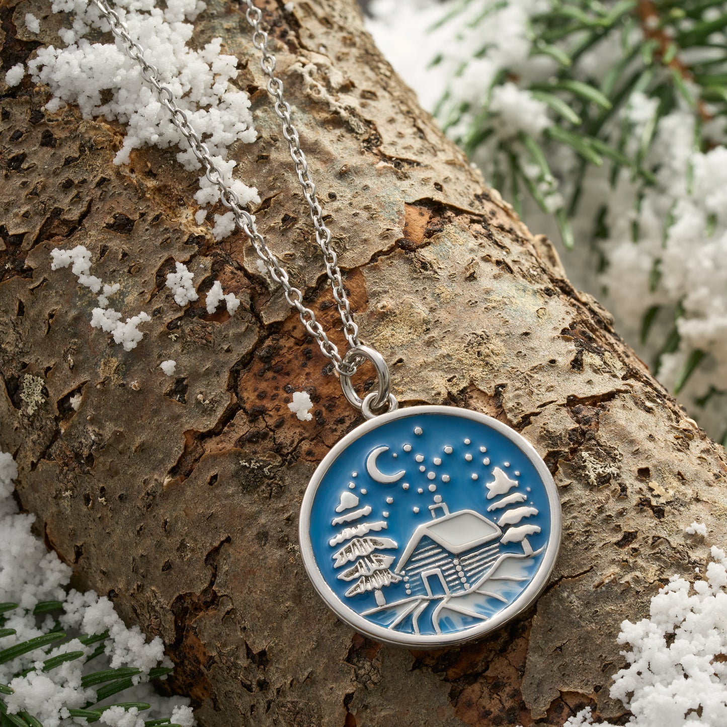Snowy Forest Cabin Gift Set