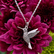 Load image into Gallery viewer, Vintage Hummingbird Necklace