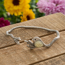 Load image into Gallery viewer, Vintage Cream Glass Birdie Branch Bracelet