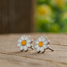 Load image into Gallery viewer, Sterling Silver Enamel Daisy Studs