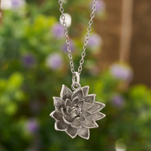 Load image into Gallery viewer, Water Lily Necklace