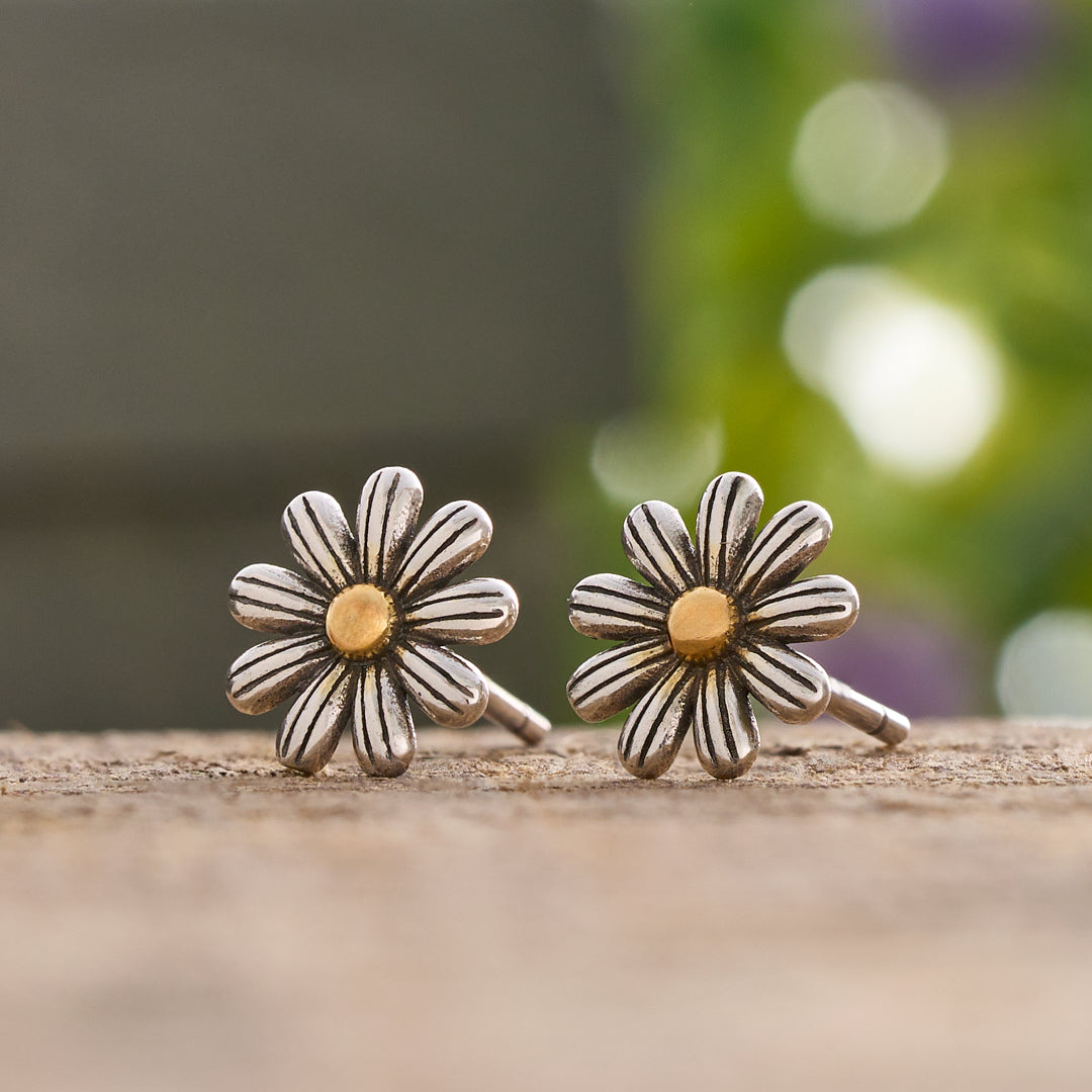 Sterling Silver Delicate Daisy Studs