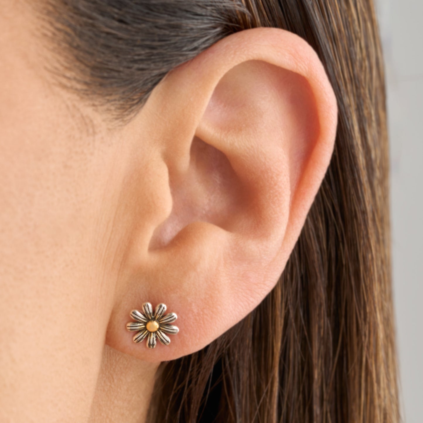 Sterling Silver Delicate Daisy Studs