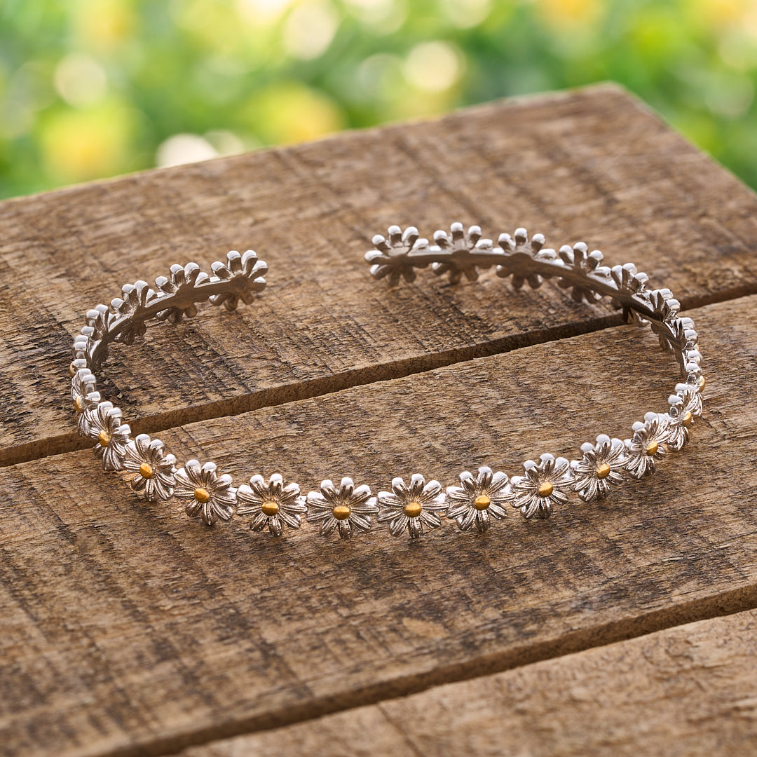 Delicate Daisy Ring and Cuff Gift Set