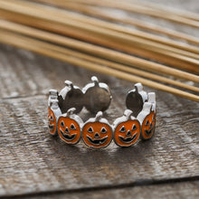 Load image into Gallery viewer, Little Jack-o&#39;-Lantern Ring