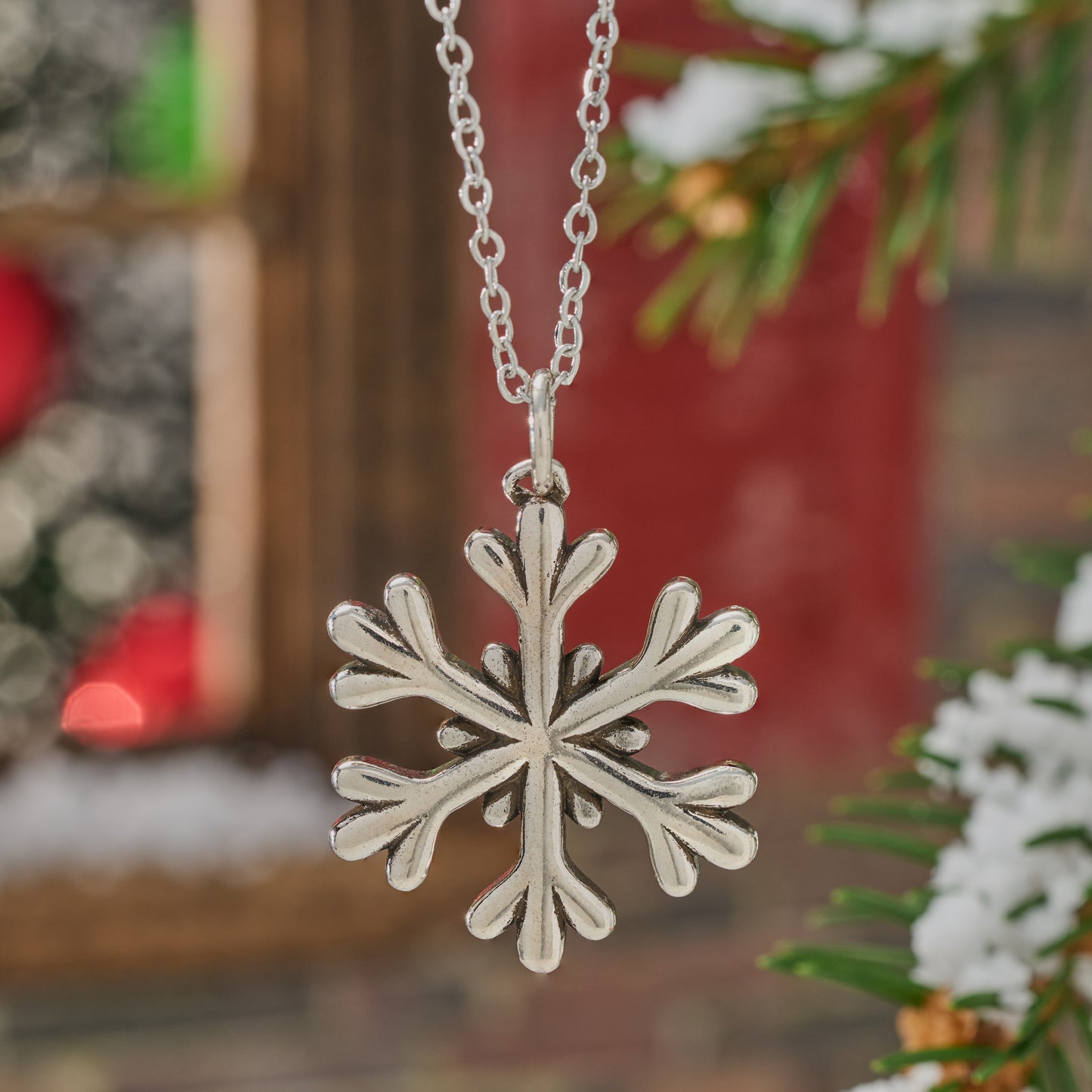 Frosty Snowflake Necklace