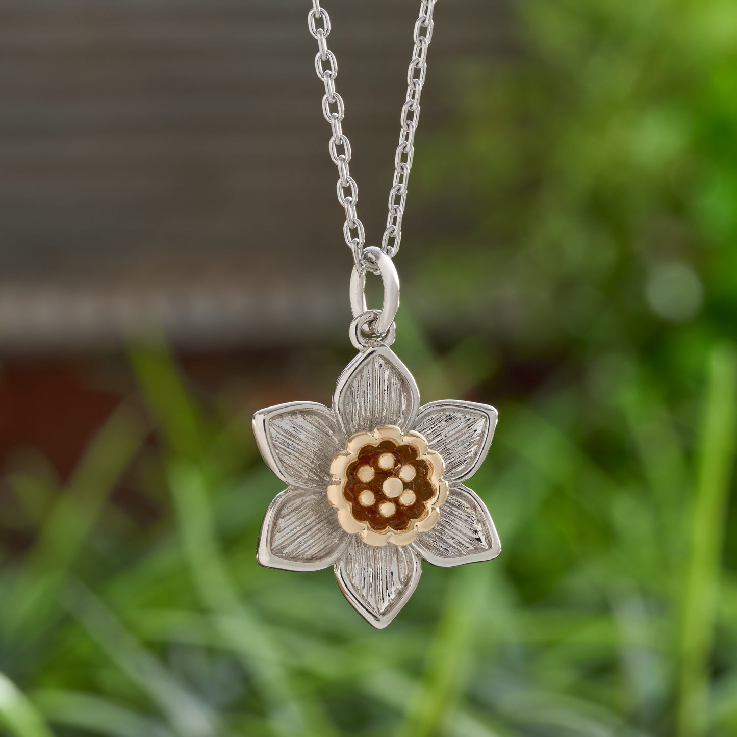 Daffodil Necklace