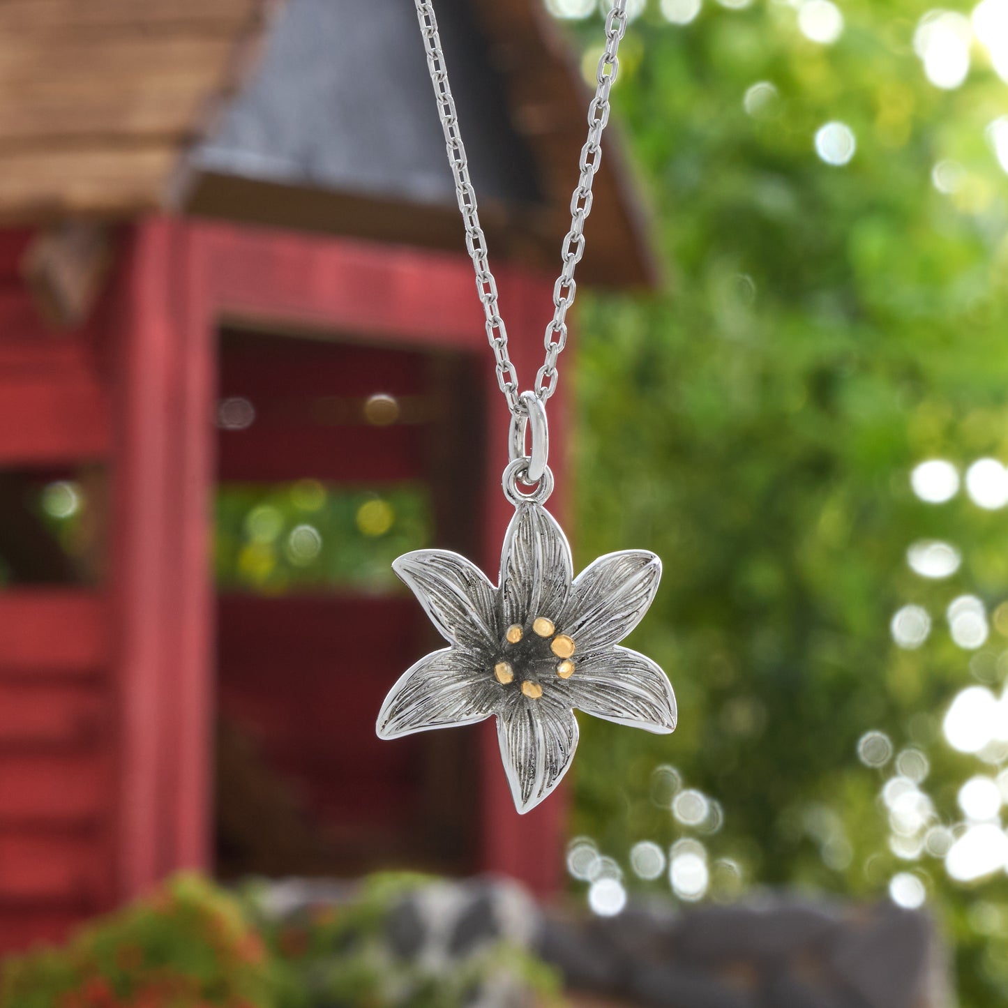 Lily Necklace