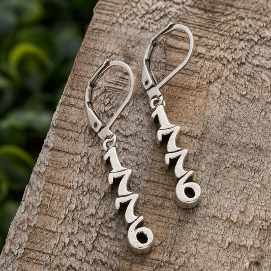 Vintage 1776 Leverback Earrings