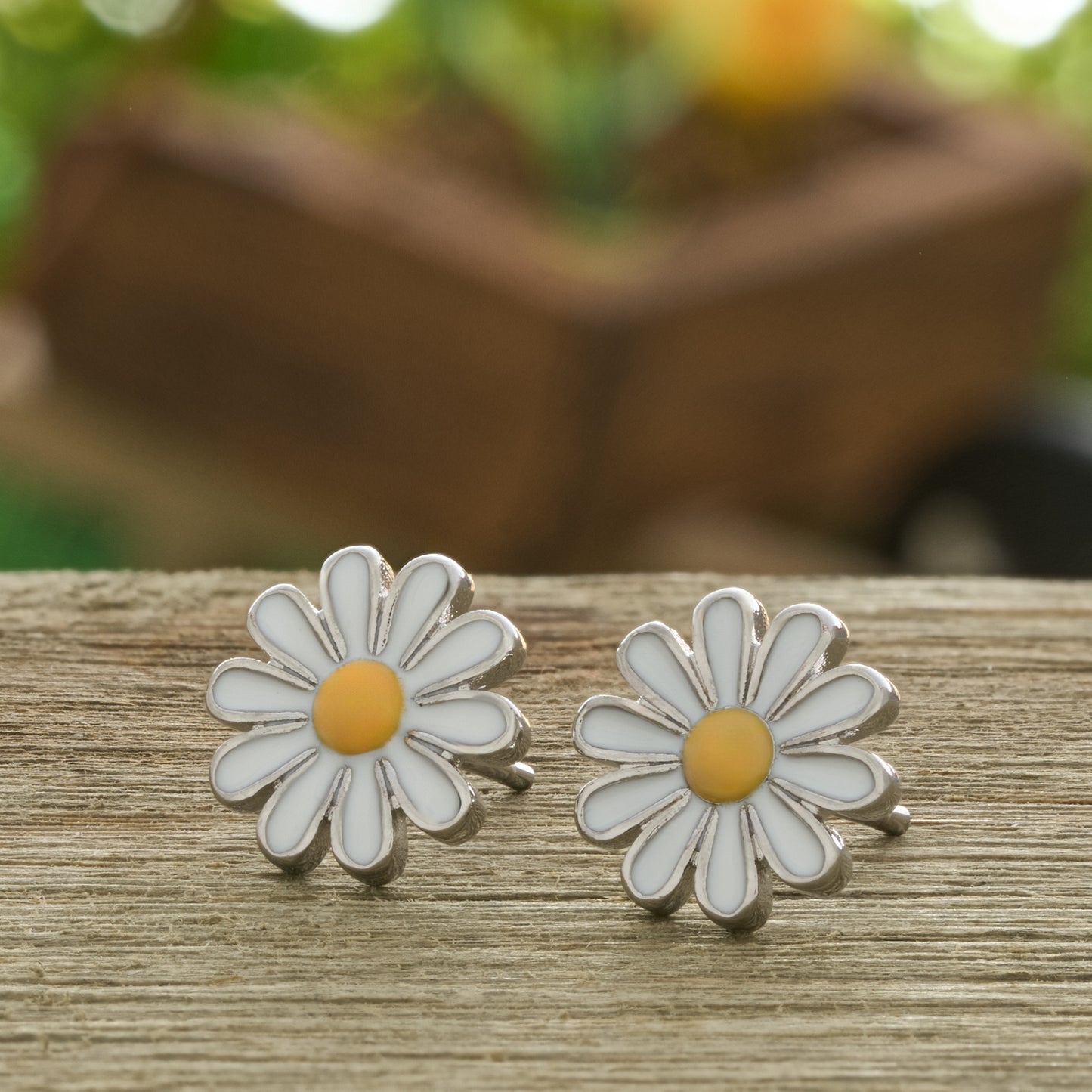 White Daisy Studs