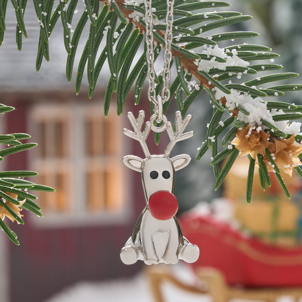 Sitting Reindeer Necklace