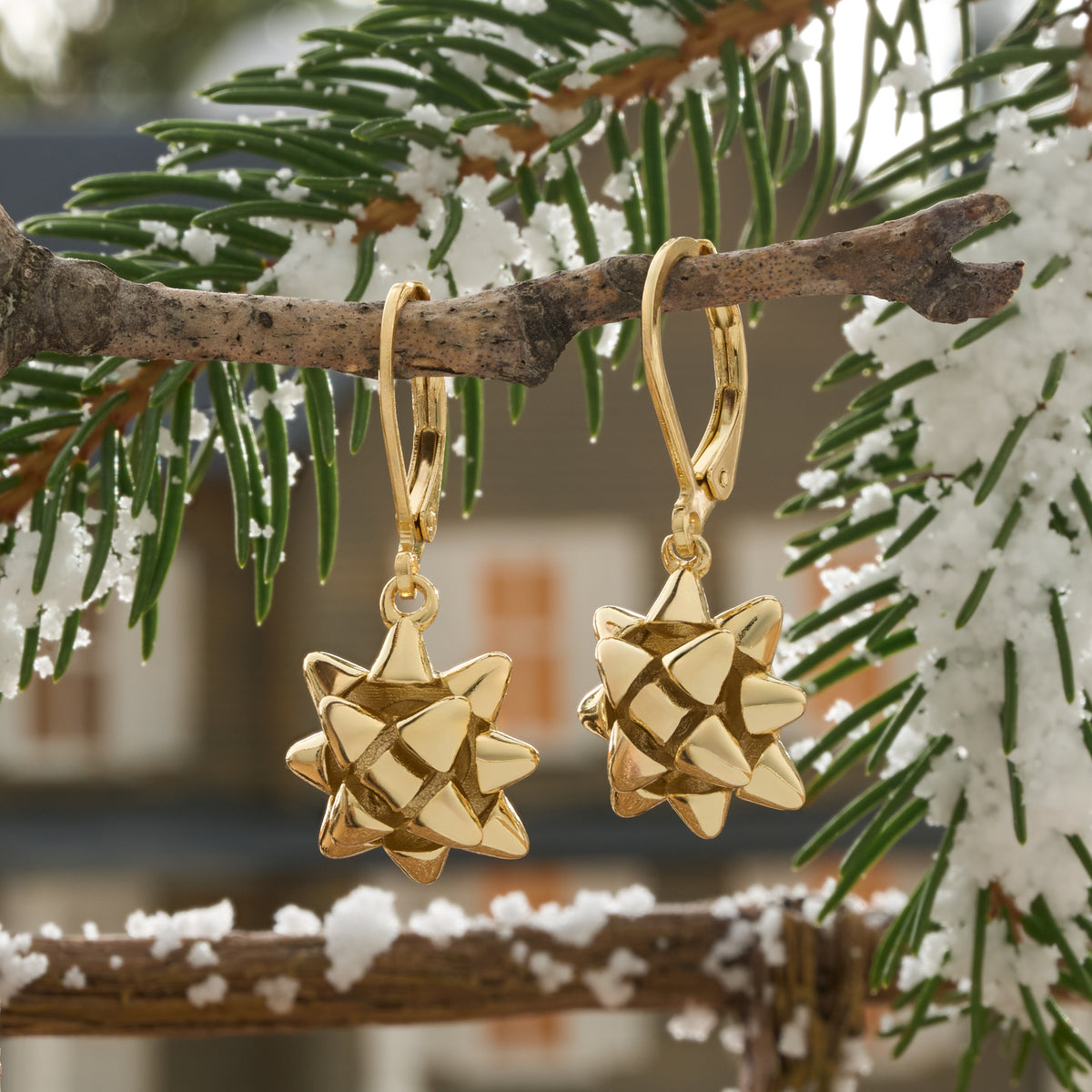 Gold Gift Bow Set (Leverbacks)