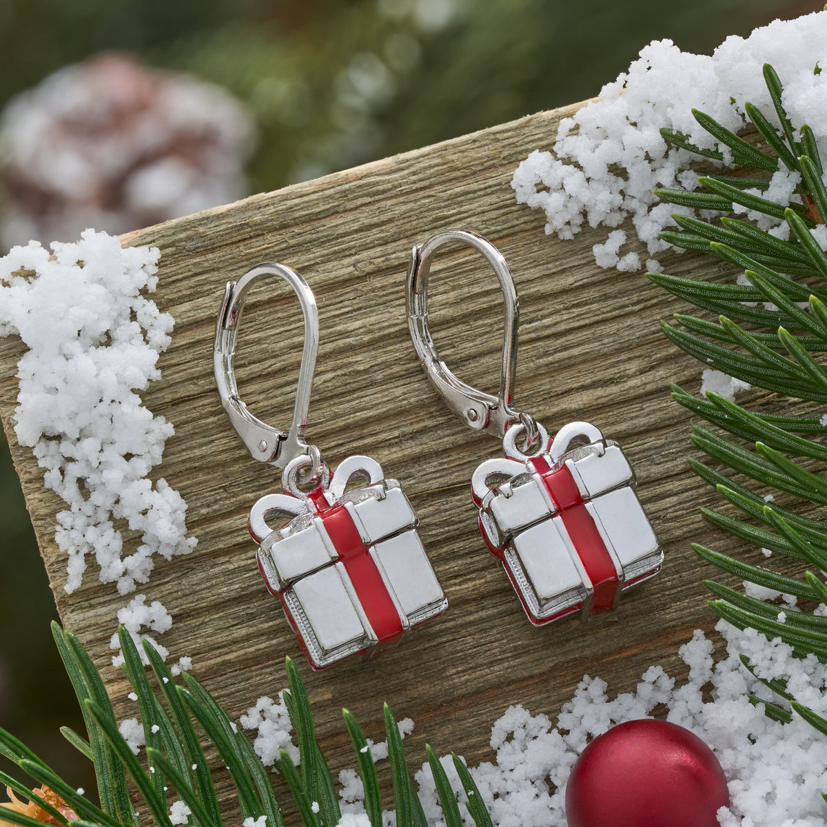Christmas Gift Box Set (Leverbacks)