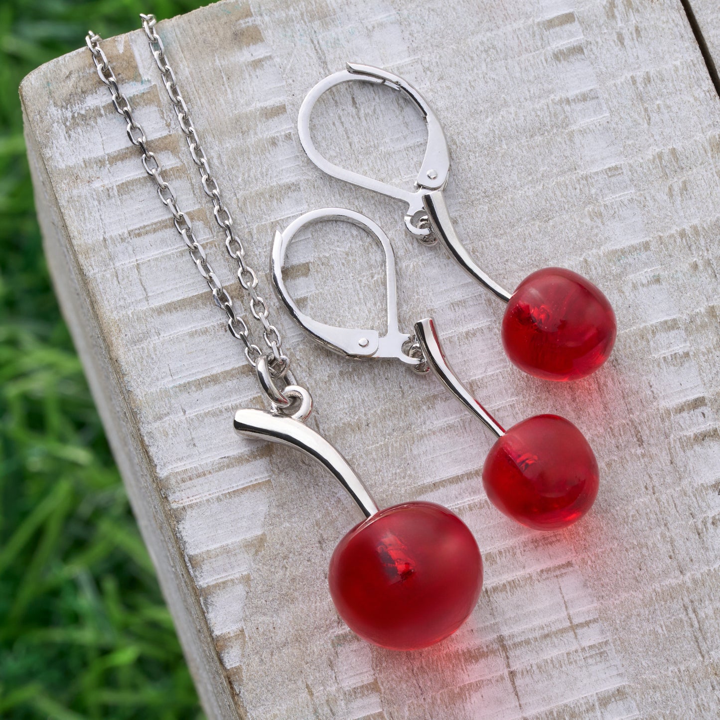 Red Cherry Gift Set