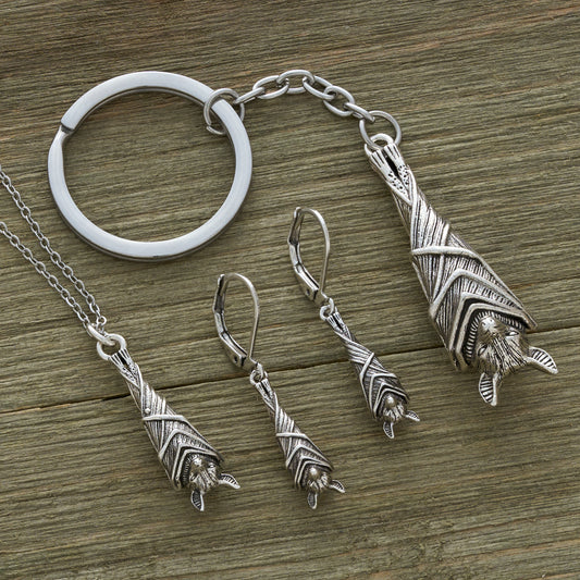 Vintage Hanging Bat Gift Set