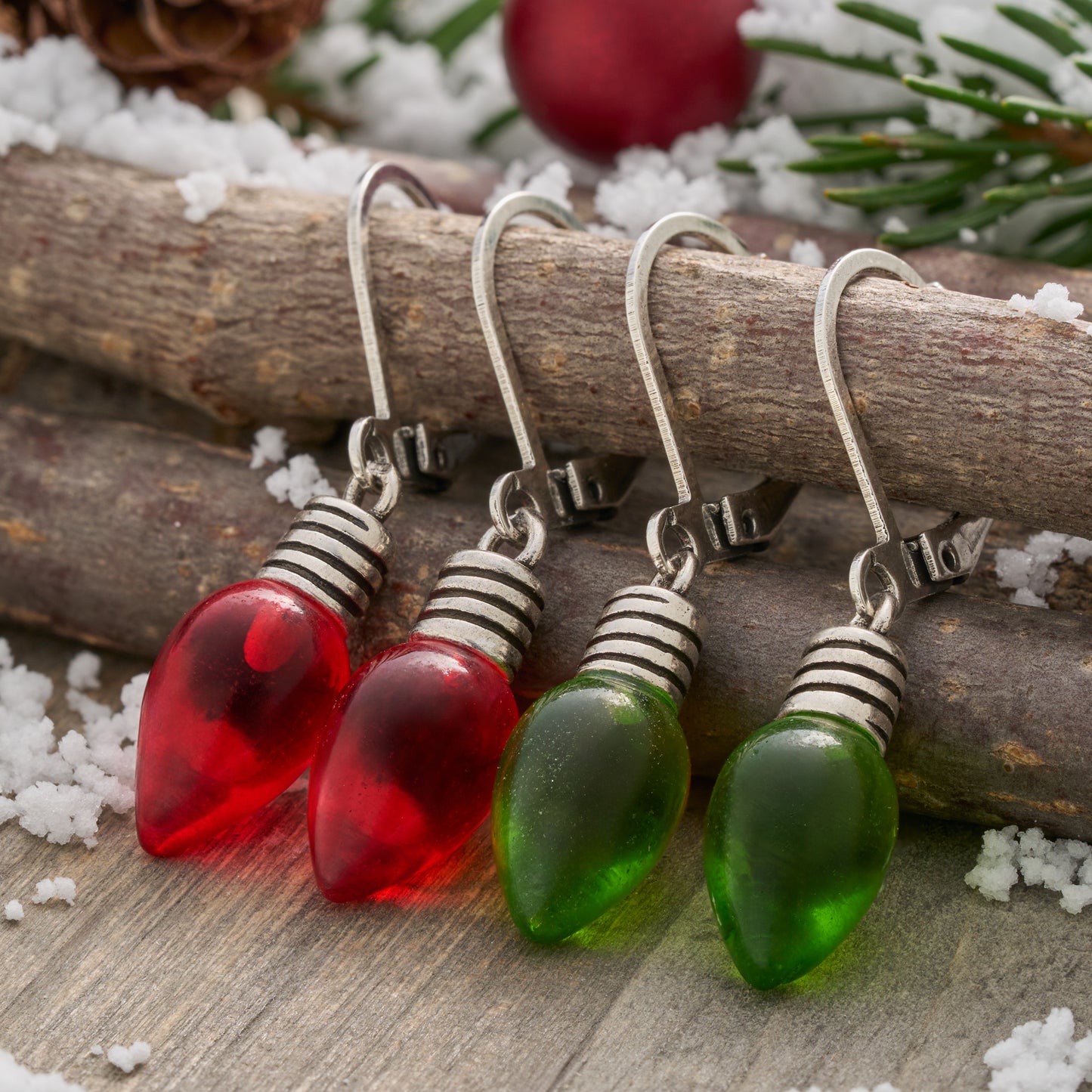 Leverback Christmas Light Gift Set