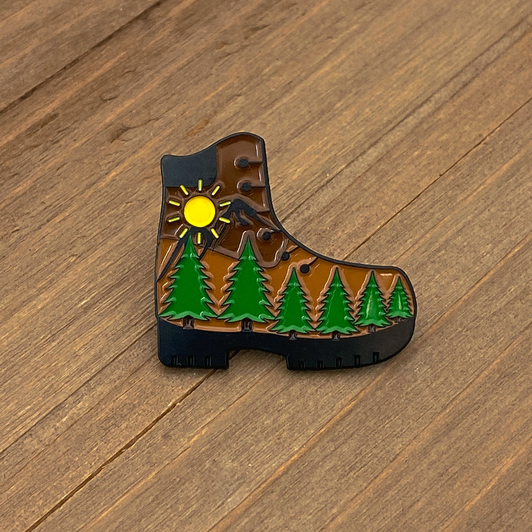 Evergreen Boot Pin